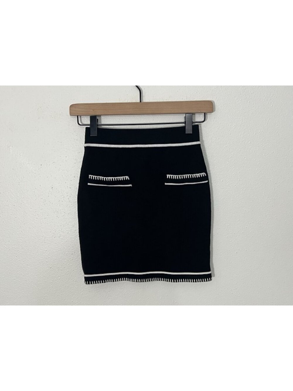 SNDYS Beverly Mini Skirt Size XS Black White